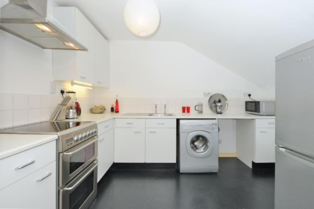 Zone 1! 2 Bed Duplex Apartment! London Bagian luar foto